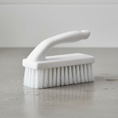 White Filament Bristle Scrubbing Brush Short Bristle Length Designed for Effective Dirt Removal on Various Hard Surfaces